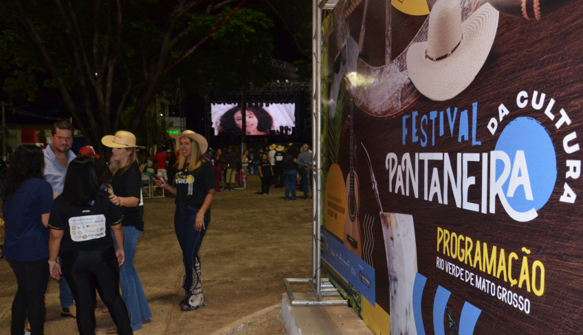 abertura do festival da cultura pantaneira