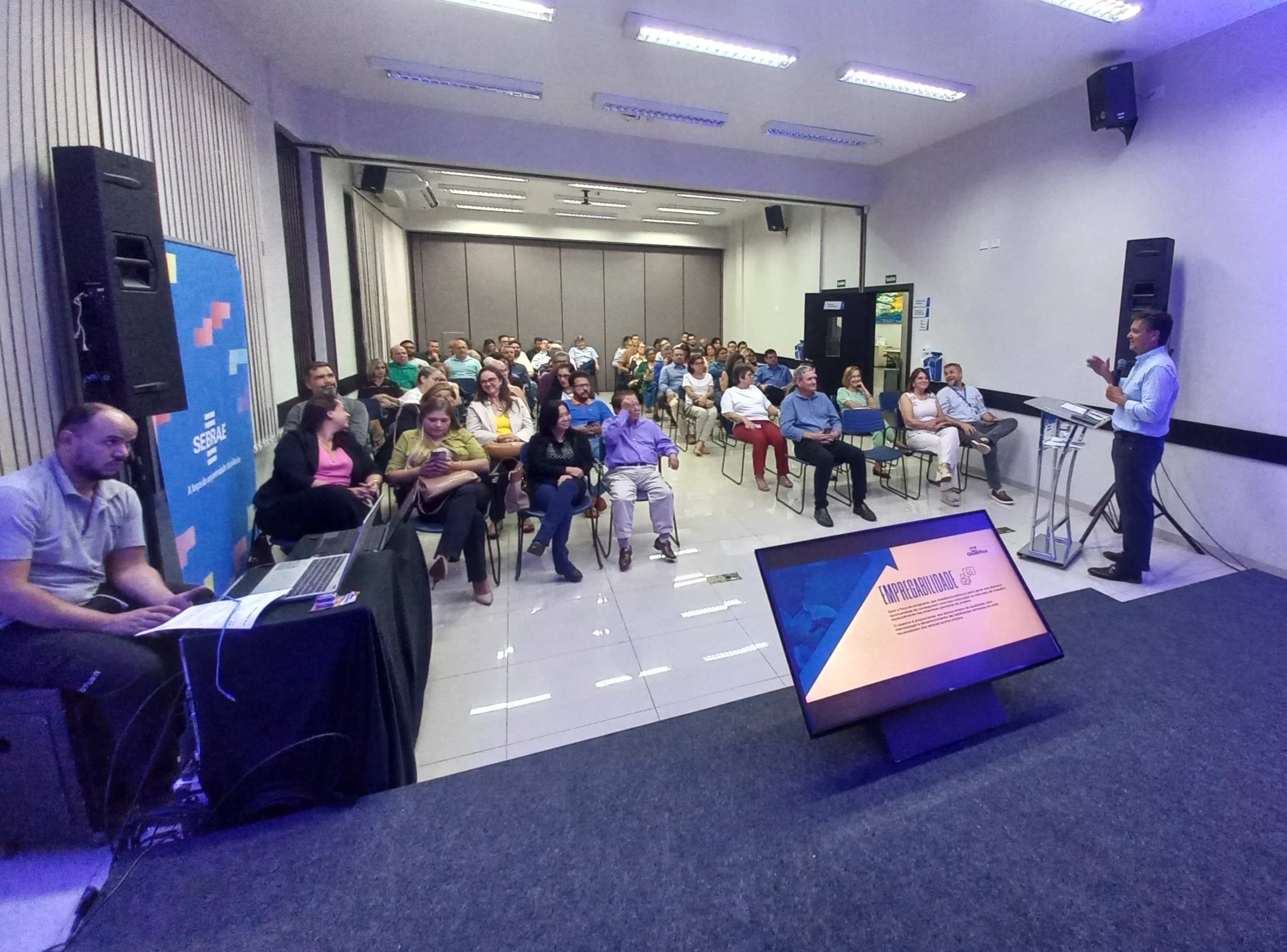 Circuito 'Empregabilidade e Geração de Renda' reúne 11 municípios da Costa Leste de MS para discutir qualificação profissional