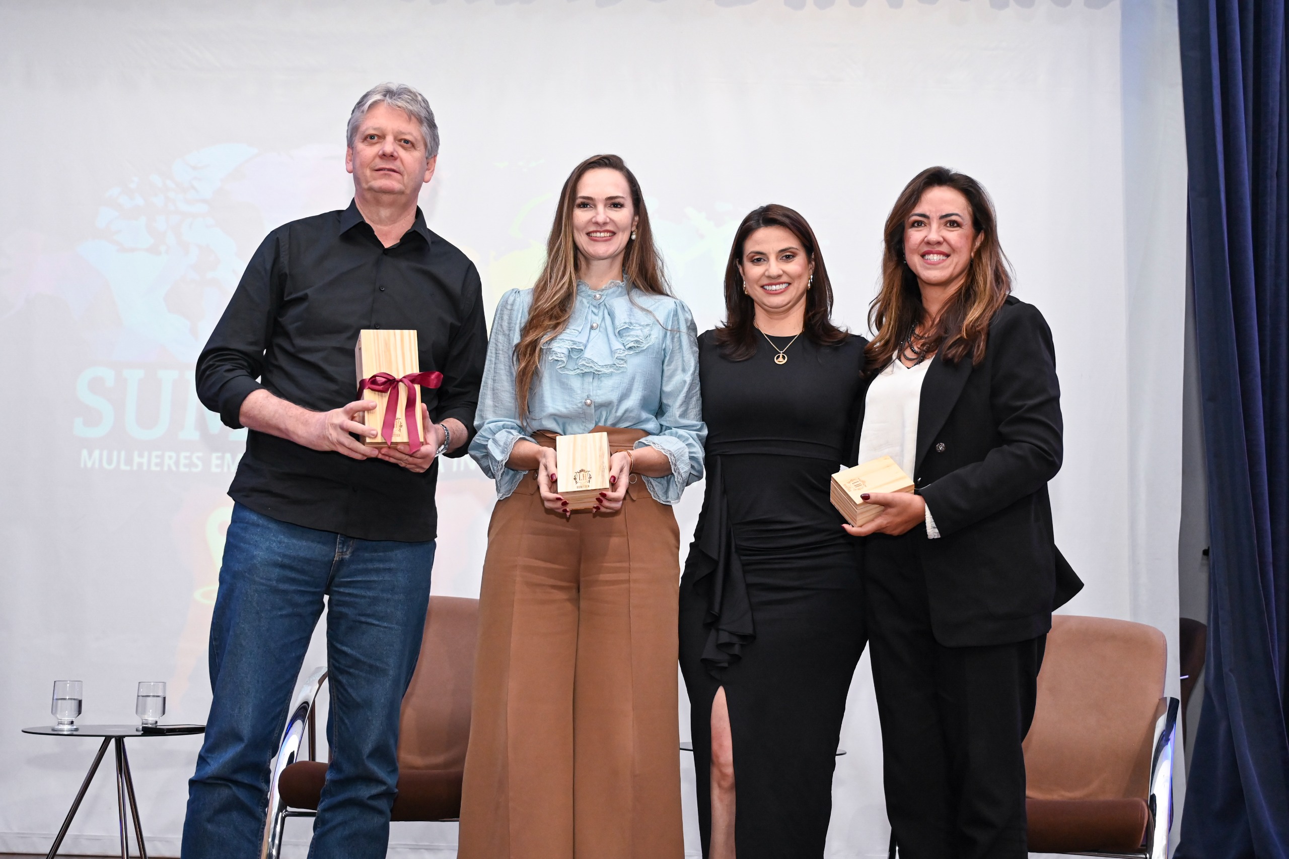 Diálogos sobre internacionalização e oportunidades para empresárias de MS marcam Summit Femedi