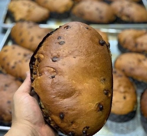  Menos tradicional que ovos de p&aacute;scoa, 'colomba pascal' tem tido boa aceita&ccedil;&atilde;o na Confeitaria Sweet