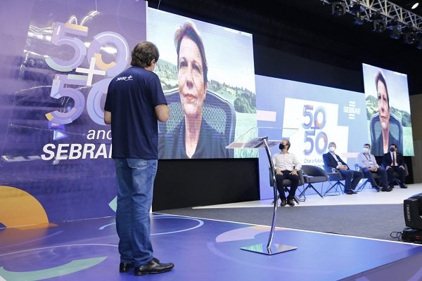  Ministra Tereza Cristina participa ao vivo do evento Sebrae 50+50