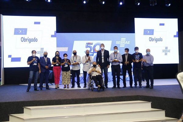 Representantes das entidades que comp&otilde;em o Conselho Deliberativo Estadual do Sebrae/MS