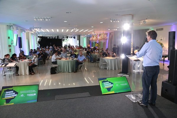 Evento reuniu mais de 40 Associa&ccedil;&otilde;es Comerciais de MS