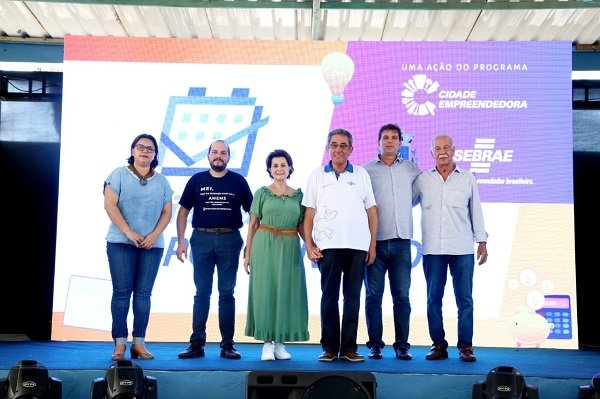 Representantes do Sebrae MS, Prefeitura Municipal de Porto Murtinho e lideran&ccedil;as locais participaram da abertura do Dia da Oportunidade